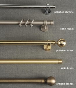 Soportes de cortina de metal montados en la pared con detalles de volutas clásicos para ventanas de sala de estar y presentación de cortinas elegante - Product Image 5