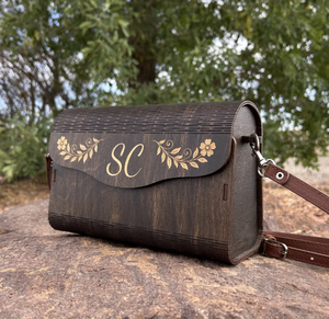 Sac à main élégant en bois pour dames Pochette en bois sculptée à la main élégante, compacte et à la mode - Product Image 2