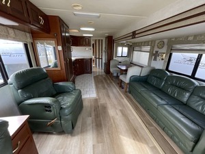 Nouveau N-e-w-m-a-r D-u-t-c-h S-t-a-r 4057-F-R-E-I-G-H-T-L-I-N-E-R 3-3-0-H-P d'occasion de 2001 à vendre - Product Image 3