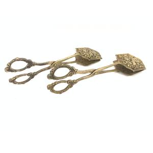 Pince à toast en métal couleur or, parfaite pour l'hôtel, la maison, les ustensiles de cuisine et de service élégants. - Product Image 5