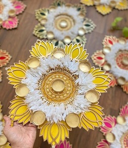 Assortiment de lotus rangoli jasmin en MDF avec bougeoir pour la décoration d'entrée de la pendaison de crémaillère Diwali - Product Image 2