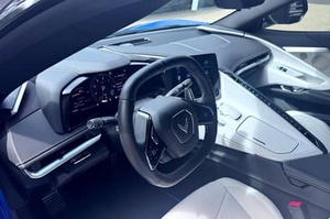 Chevrolet Corvette Stingray Coupé 2LT 2023, Listo para Enviar - Product Image 2