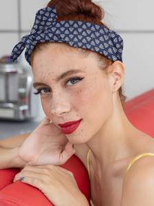 Bufanda de cabeza de mujer de Malasia, novedad personalizada, estampado floral plisado, bufandas de mujer para eventos de boda - Product Image 3