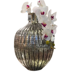 Florero Chapado en plata con textura elegante, florero de hierro costero de lujo de estilo nórdico hecho a mano único de Metal de aluminio - Product Image 1