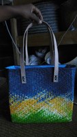 Tas pantai dengan penutup ritsleting trendi wanita dengan saku kulit bambu desain tali ganda dasi datar pewarna desain tali ganda