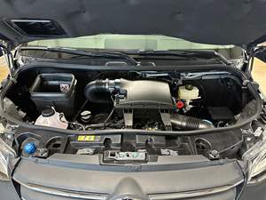 Sprinter 2500 4x4 2022, 1 Dueño, Turbodiésel V6, 4WD, Equipamiento de Alta Gama, Conversión a Camper - Product Image 6