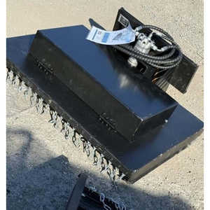 Desbrozadora IR de 42cc para Minicargadora, Línea de Productos Dingo - Product Image 3