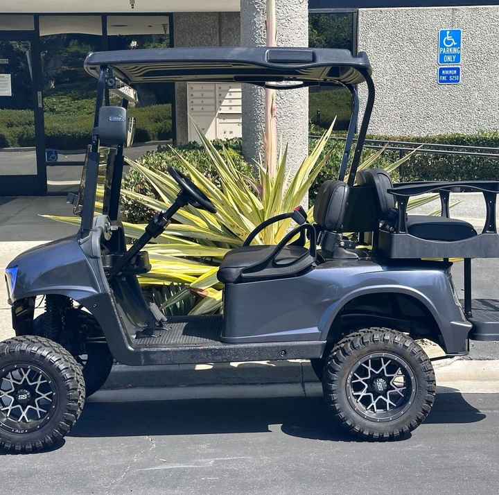 Electric Lifted Golf Cart 2 4 6 8 Seats 4x4 Gasoline Off Road Club Car for Sale Gold Color Custom Free Design Low Price golf
