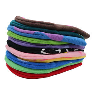 Bonnet surdimensionné en tricot épais chapeau de mode élégant idéal pour les vêtements de rue d'hiver, l'utilisation quotidienne, les voyages et les aventures en plein air - Product Image 3