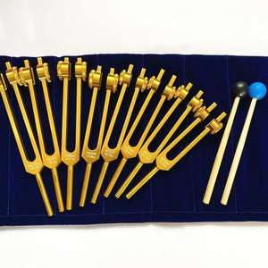 Ensemble de 8 diapasons dorés en alliage d'aluminium, outils de thérapie musicale, de méditation et de guérison sonore pour les chakras, instrument médical - Product Image 3