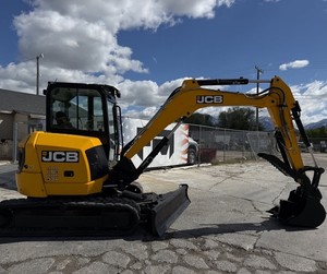 2-ton <b>mini</b> excavator with Sany hydraulic cylinder, gear pump, Kubota engine, fast delivery, top quality guaranteed - Product Image 4
