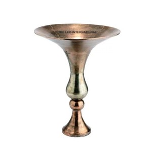 Florero decorativo y mesa auxiliar de metal de aluminio para sala de estar, hogar, oficina, aspecto de lujo, pieza de exhibición de 6x6x12 pulgadas - Product Image 3