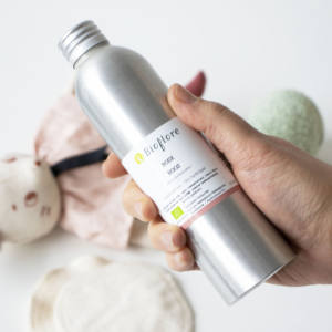 Hydrolat de rose Damask Hydrosol Eau de rose Biologique Naturelle Botanique Arôme floral Aromathérapie Soins de la peau thérapeutiques Liquide de beauté - Product Image 1