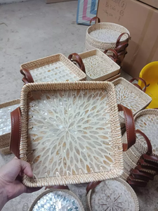 หวายไข่เปลือกแล็กเกอร์ให้บริการถาดที่มีการจัดการหนังขายส่งทำในเวียดนาม - Product Image 3