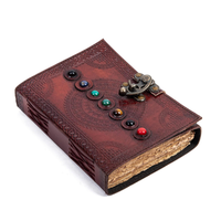 Carnet de notes en cuir fait main avec pierres de chakra gravées et cristaux, idéal pour le bureau, l'université, la poésie et le croquis
