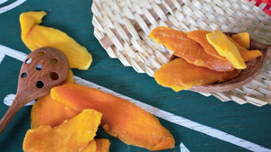 ขนมมะม่วงอบแห้งออร์แกนิคธรรมชาติจากเวียดนาม - Product Image 4