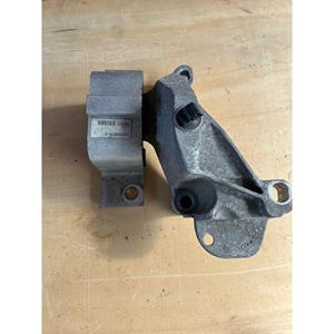 Supports moteur K4M DACIA Duster 1ère Série (10>17) 112105867R Essence 1.6 - Product Image 3