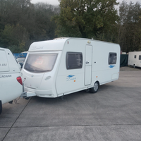 Mini camping-car tout-terrain pas cher, caravane de voyage en forme de larme avec salle de bain, normes de camping à vendre.