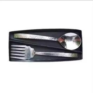 Ensemble de couverts à salade en acier inoxydable New Look avec manche en émail gris Cuillère à salade décorative de luxe en acier miroir élégant - Product Image 2