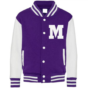 แจ็คเก็ตบอมเบอร์คลาสสิกแบบขายส่ง OEM สำหรับผู้ชาย ฤดูหนาว ผ้าไหมแท้ 100% กันน้ำ สกรีนโลโก้ตามสั่ง สไตล์วิทยาลัย เสื้อผ้าแนวสตรีท ขนแกะ - Product Image 3