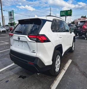 Vente chaude pour Toyota RAV4 voitures hybrides nouvellement utilisées conduite à gauche et à droite avec sièges en cuir et arrière livraison rapide meilleur prix - Product Image 1
