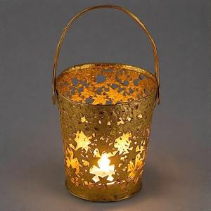 GraceGlow Bougeoir en aluminium moulé givré Elegance Centre de table des fêtes avec flocon de neige - Product Image 4