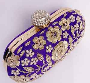 Zardozi-Bolso de mano púrpura, embrague bordado para boda - Product Image 4