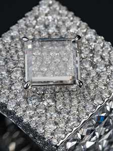 Bague classique en argent sterling 925 de Jasen Jewelry, design hip-hop avec diamants en moissanite glacés, bague de mariage pour homme - Product Image 4