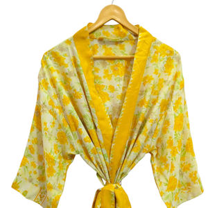 Robe de luxe en soie patchwork Kimono Robe Bikini Cover Up Night Wear Robe longue, Kimono sari indien vintage en soie recyclée fait à la main, - Product Image 1