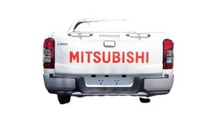 Pick-up double cabine 4x4 Euro 6 2024, moteur diesel 2,5 L, transmission manuelle, véhicule utilitaire lourd, voitures d'occasion - Product Image 3