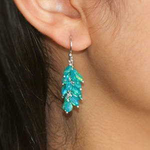 Pendientes de Plata de Ley 925 con Ópalo Verde Natural en Racimo, con Baño de Oro Amarillo, Joyería de Piedra Natal, Regalo para Mujer - Product Image 2