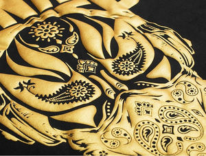 Camiseta de Manga Larga 100% Algodón con Estampado Puff y Brillantina, Hecha en Pakistán, Precio al por Mayor, Diseño de Logotipo Personalizado, Camiseta para Hombre - Product Image 2