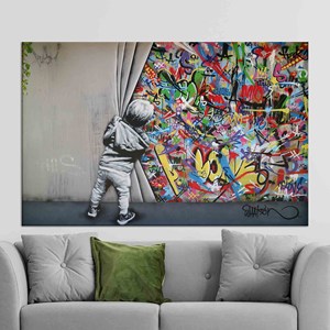 Toile d'art graffiti Banksy Boy : design imprimé, décoration murale encadrée noire, toile encollée - Product Image 1