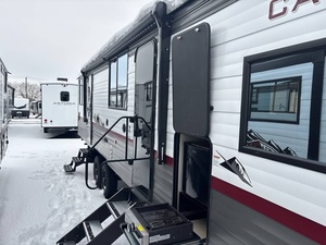 Nuevo 2026 F-o-r-e--s-t R-i-v-e-r Campsite R-e-s-e-r-v-e 28SW - Product Image 3