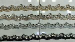 Fait sur mesure avec des pierres attachées avec une bordure bouclée conçu lacets brodés à la machine en quatre couleurs pour les robes de mariée - Product Image 2