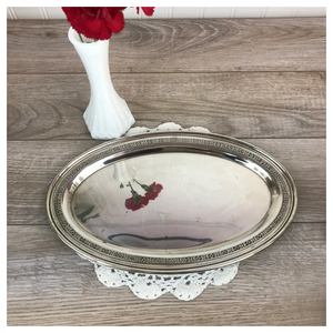 Dernière conception prix de gros plateau en métal couleur cuivre dans la conception martelée vente chaude plateau en métal de service alimentaire pour la maison hôtel - Product Image 1