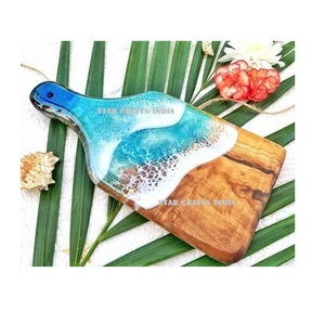 Al por mayor logotipo personalizable impermeable restaurante Hotel rectángulo hecho a mano de resina con tabla de cortar de madera para picar queso - Product Image 6