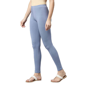 OEM Custom Made Wholesale <b>Women</b> Yoga <b>Legging</b> Sports Ladies Gym Fitness Breathable Quick Dry <b>Leggings</b> with Custom Logo\size/color - Product Image 1