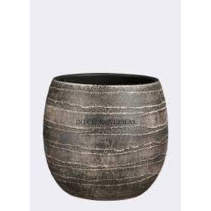 Arrivée de motifs tendance, pots et jardinières en métal de qualité supérieure, finition antique en laiton, accessoires de décoration, best-sellers - Product Image 1