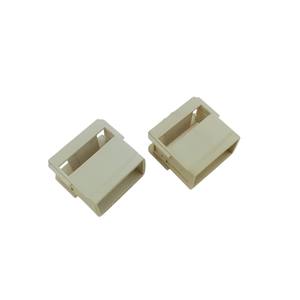 LONGNEW OEM Paire de loquets de verrouillage de console pour couvercle d'accoudoir avant en plastique, fabriqués à Taïwan - Product Image 4