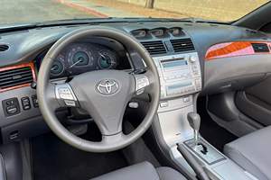 Toyota Camry Solara SLE V6 Cabriolet d'occasion 2008 (conduite à gauche/droite) - Product Image 3