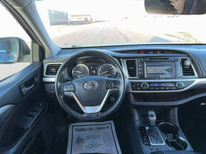 Voiture d'occasion de qualité abordable, Toyota Highlander 2017, conduite à gauche - Product Image 2