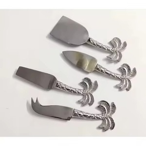 Juego de Cuchillos para Queso de Acero Inoxidable y Metal con Diseño Único de Hoja, Aptos para Lavavajillas - Product Image 4