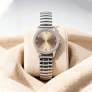 Soldes Montres <span class=keywords><strong>Montre</strong></span> Femme en Acier Inoxydable avec Boîtier en Alliage et Cadran Fin <span class=keywords><strong>Montre</strong></span> Minimaliste Femme - Product Image 4
