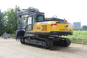 Excavadora sobre orugas ofrecida a precio de descuento para trabajos pesados de Construcción y Minería en venta - Product Image 6