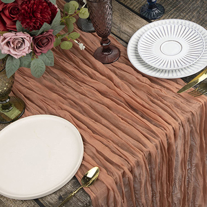 Chemin de table en coton à paillettes dorées tissé à la main avec broderie de style japonais pour les mariages élégants et les événements de luxe - Product Image 5