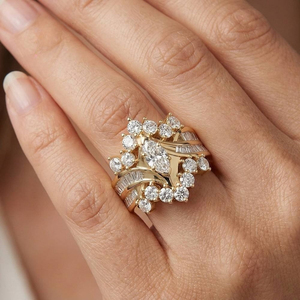 Anillo de Diamantes de Lujo en Oro Puro de 14K con Diamantes de Laboratorio en Corte Marquesa y Baguette, Anillo de Compromiso, Anillo de Fiesta para Mujer - Product Image 4