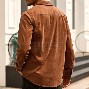 Chemise en jean décontractée en coton 100% respirant, écologique, à la texture durable et au look élégant, avec une coupe confortable pour un usage quotidien - Product Image 4