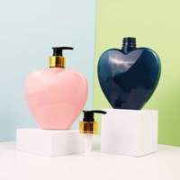 Vente en gros de flacons pulvérisateurs à pompe en plastique PET de 380 ml de la marque Unalilia, modèle K-24, en forme de cœur, couleur personnalisée, écologiques, imprimés à l'écran
