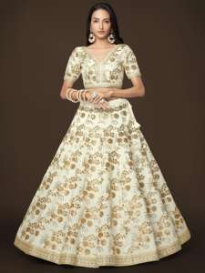 ชุดสำหรับเจ้าสาว Lehenga สีขาวดีไซน์พิเศษหรูหรา - Product Image 4